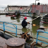 广州低涌天仁回收船舶发动机，低涌废旧船舶回收